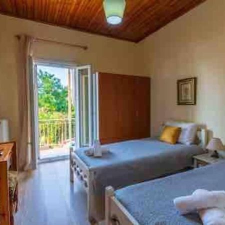 Kiki'S Beautiful House On Famous Village Πεντάτιο Εξωτερικό φωτογραφία
