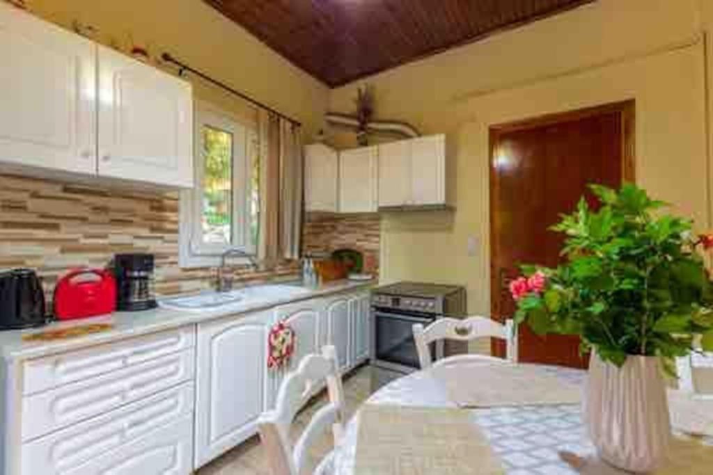 Kiki'S Beautiful House On Famous Village Πεντάτιο Εξωτερικό φωτογραφία